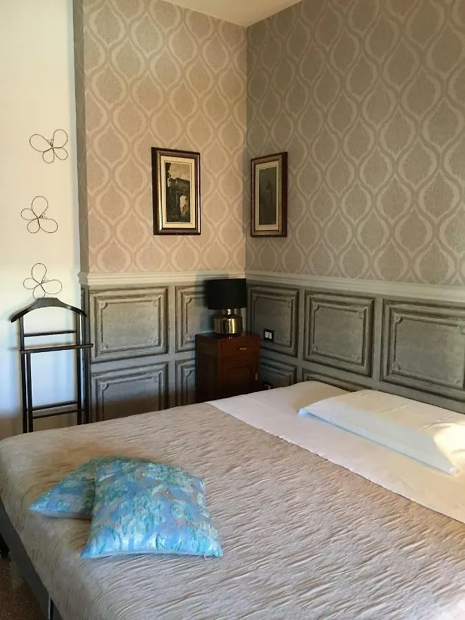 Zonatortona B&B Milano 0*,